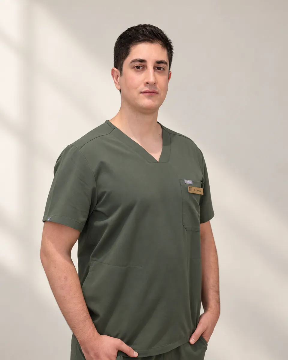 Dr. Nacho Torres en la clínica HEIRA de Valencia